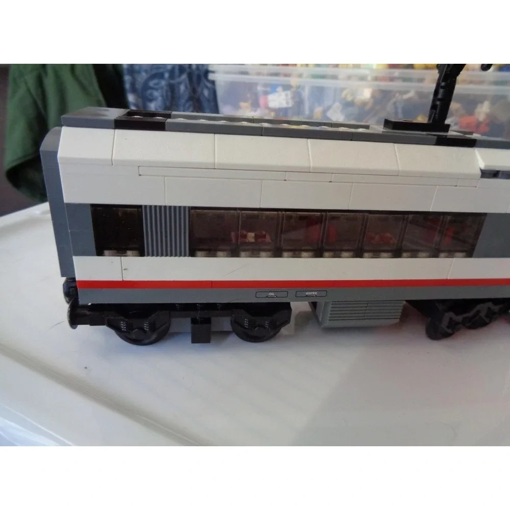 Lego City 60051 High Speed Passenger Train Remote Complete w/ Minifigures